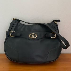 Vintage Etienne Aigner navy purse